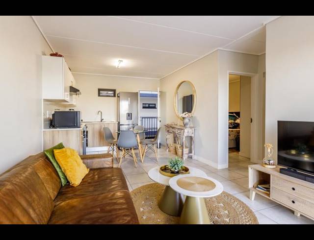 2 BEDROOM COMPLEX FOR SALE IN WITFIELD